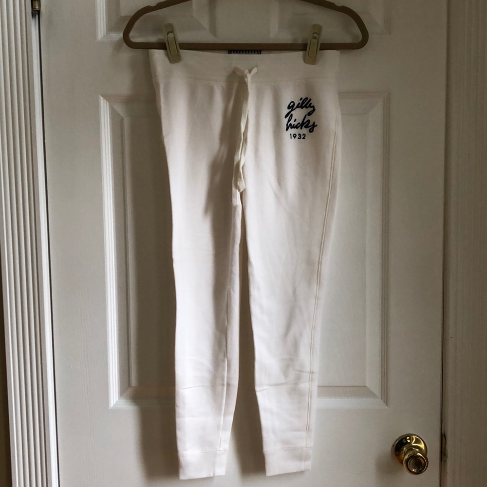 Women’s skinny sweatpant joggers